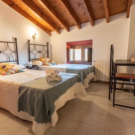 Pension Quintana Prellezo ภายนอก รูปภาพ